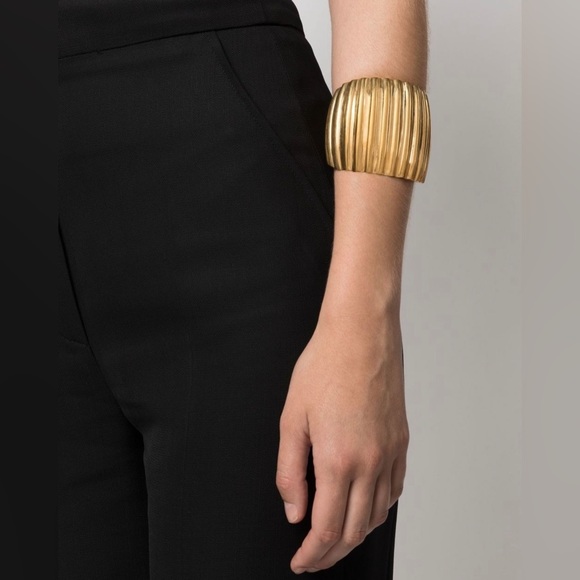 Saint Laurent Geometric Oversize Groove Cuff - Picture 10 of 10